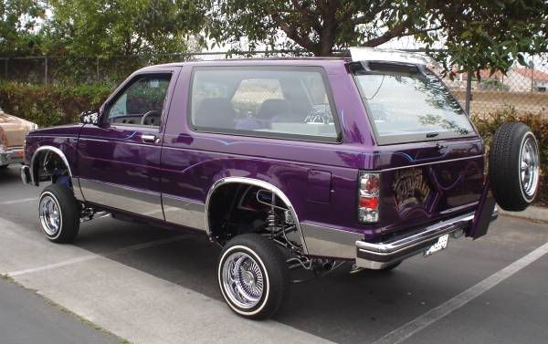 LOWRIDER BLAZERS! LOWRIDER BLAZERS!